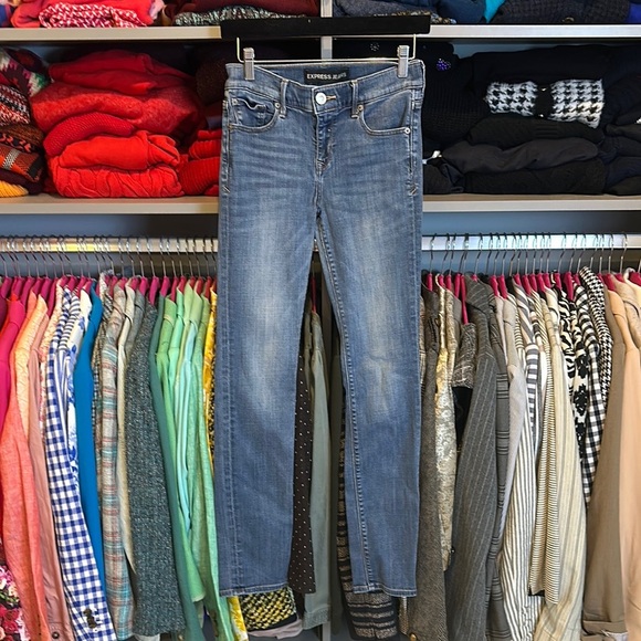 Express Denim - Express blue mid rise skinny 4 pocket jeans size 2